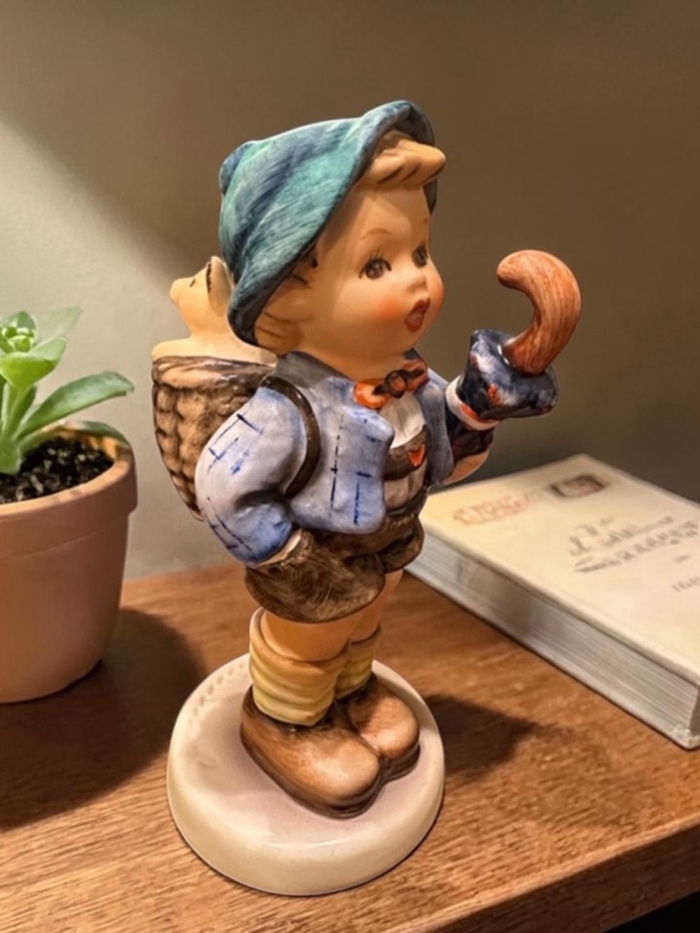 Vintage Hummel “Home from Market” HUM 198/2/0 Figurine – Goebel W. Germany
